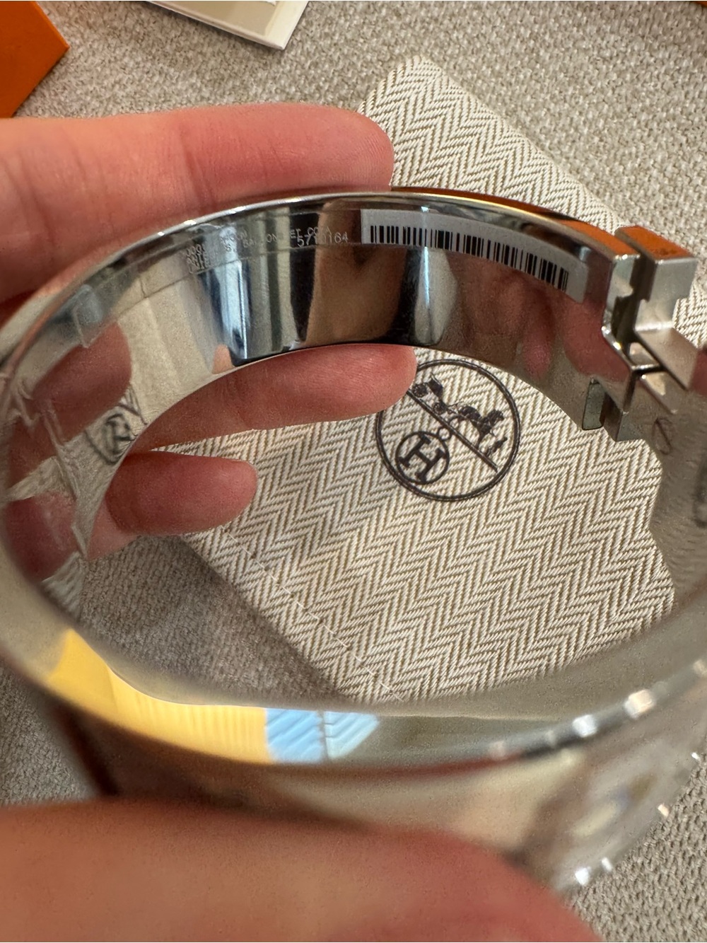 Hermes Silver Zebra Enamel Clic H Bracelet - Picture 6 of 9